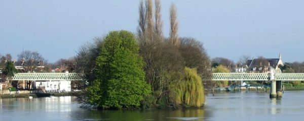 10 Beautiful Eyots in River Thames