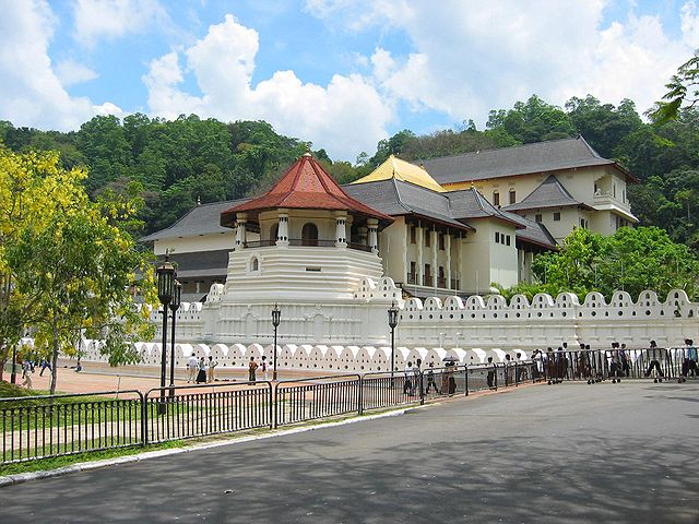 Temple of tooth, Kandy
