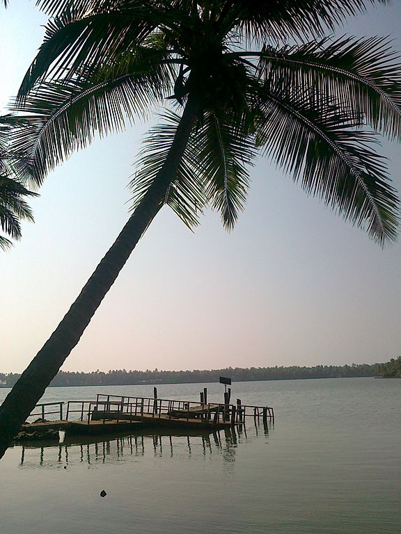 Kavvayi island, Islands in South India 