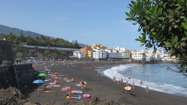 Playa Jardin black sand beaches