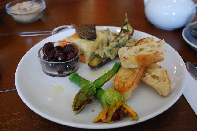 Food and Drinks of Capri islands Stuffed zucchini flowers