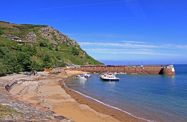 Jersey Vacation Bonne Nuit bay