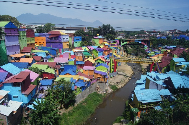 Kampung Tridi, Indonesia