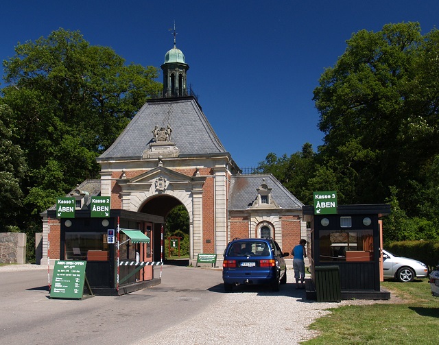 Knuthenborg Safari Park