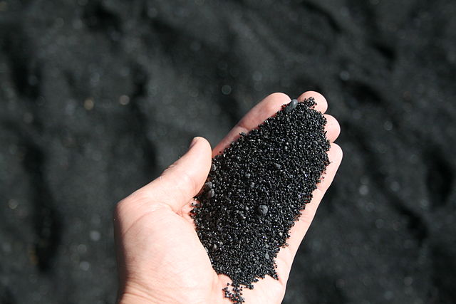 black sand in Punalu’u Beach
