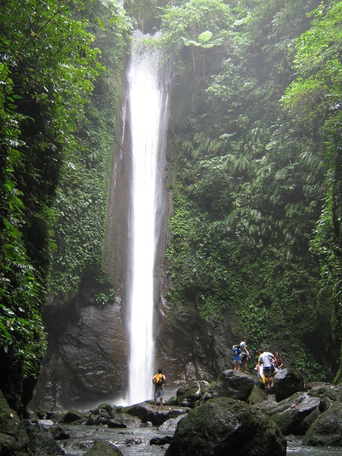 Casaroro Waterfall