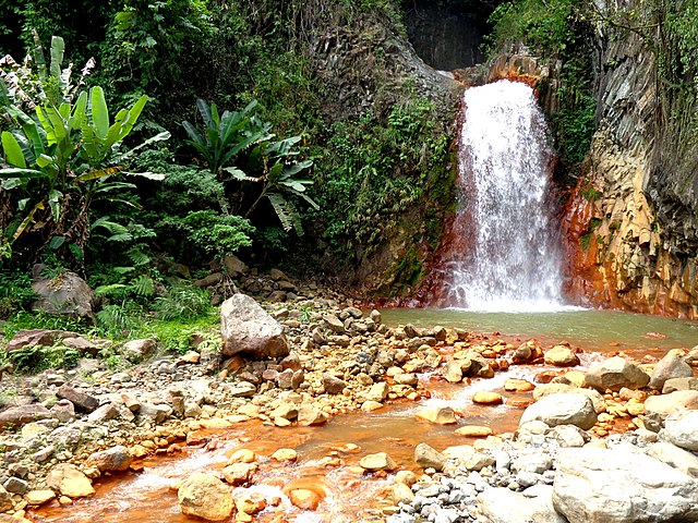 Pulangbato Falls