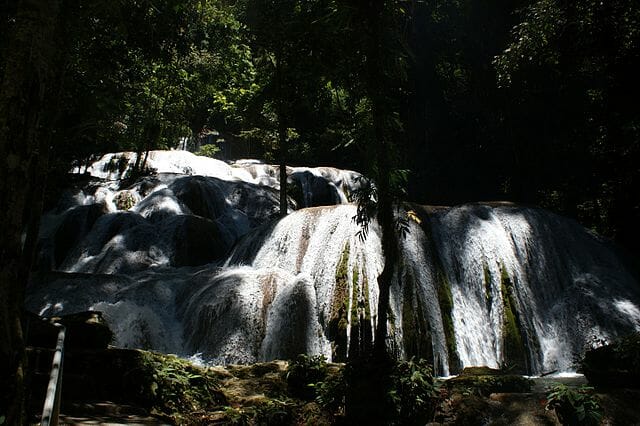 Saluopa Waterfalls